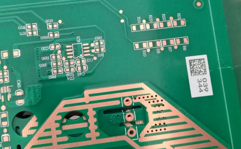 PCB激光雕刻機：條碼與二維碼打碼的區別