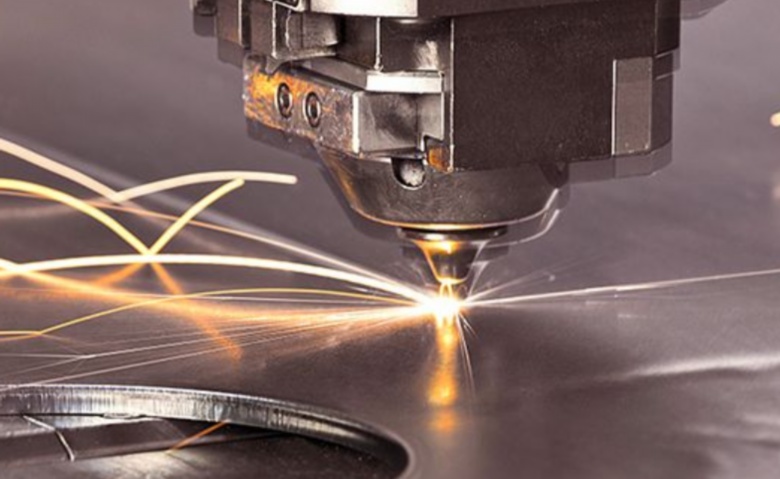 哪種激光切割機維修最便宜—光纖_皮秒_精密機型對比分析